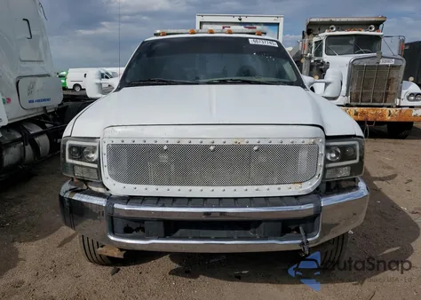 2001 Ford F550 Super Duty z USA, uszkodzony, nr VIN 1FDAW57F21EC04650